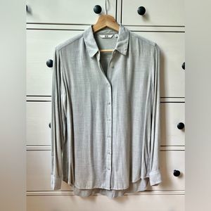 Uniqlo Gray Button Down Shirt for Women